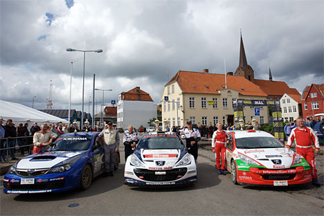 De tre bedste hold i Rally Sønderborg (f.v.) Ole R. Frederiksen/Max Christensen, vinderne Mie Petersen/Ib Kragh og Anja Posorski/Brian Madsen